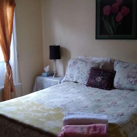 Australis Guest House 오타와 외부 사진